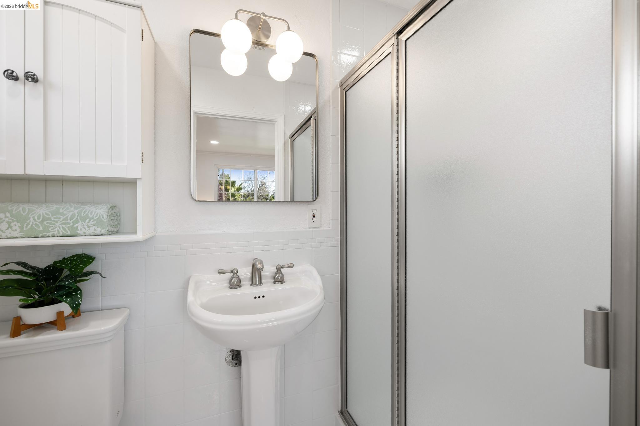 Detail Gallery Image 19 of 45 For 3994 Newcastle Rd, Concord,  CA 94519 - 3 Beds | 2 Baths