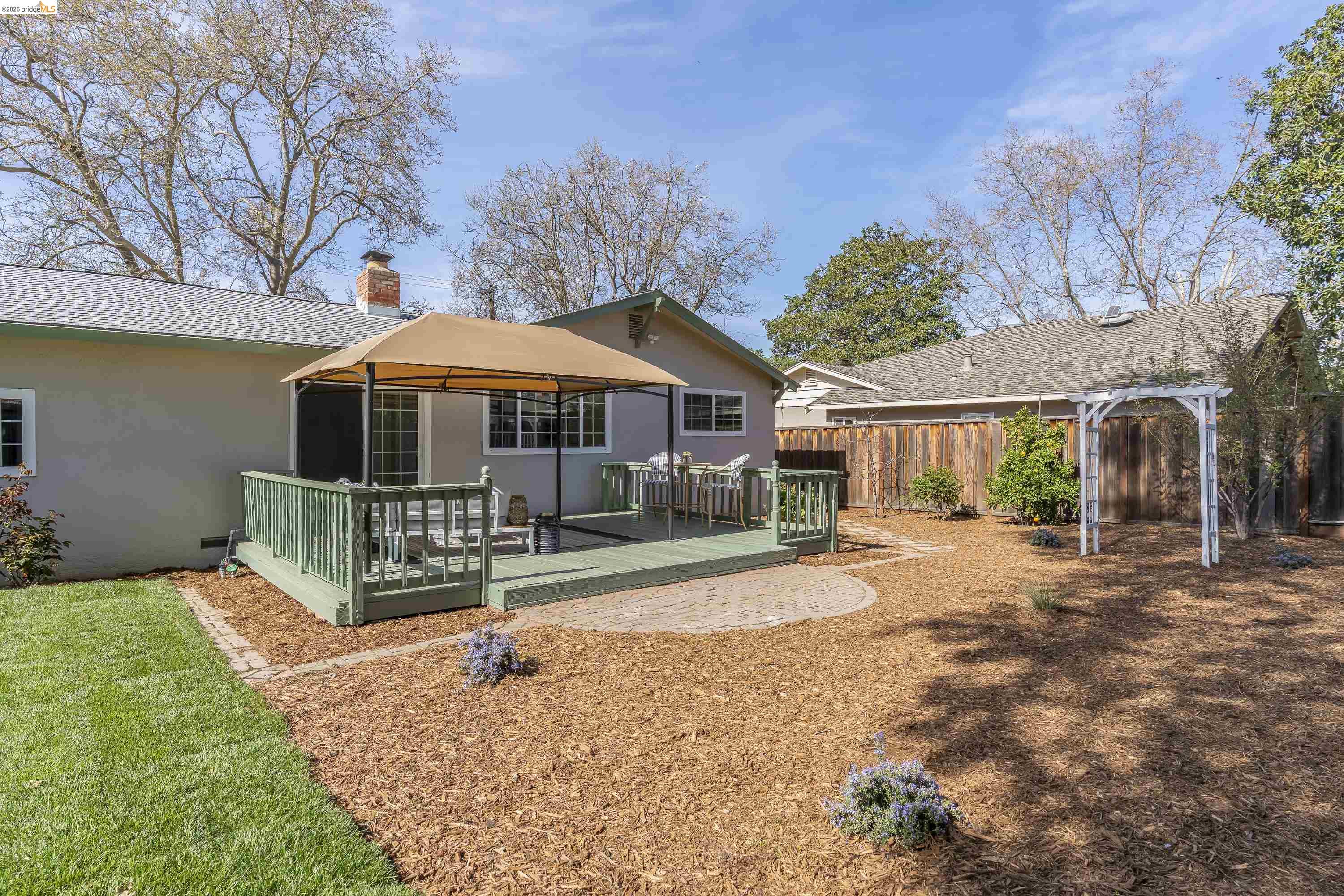 Detail Gallery Image 34 of 45 For 3994 Newcastle Rd, Concord,  CA 94519 - 3 Beds | 2 Baths