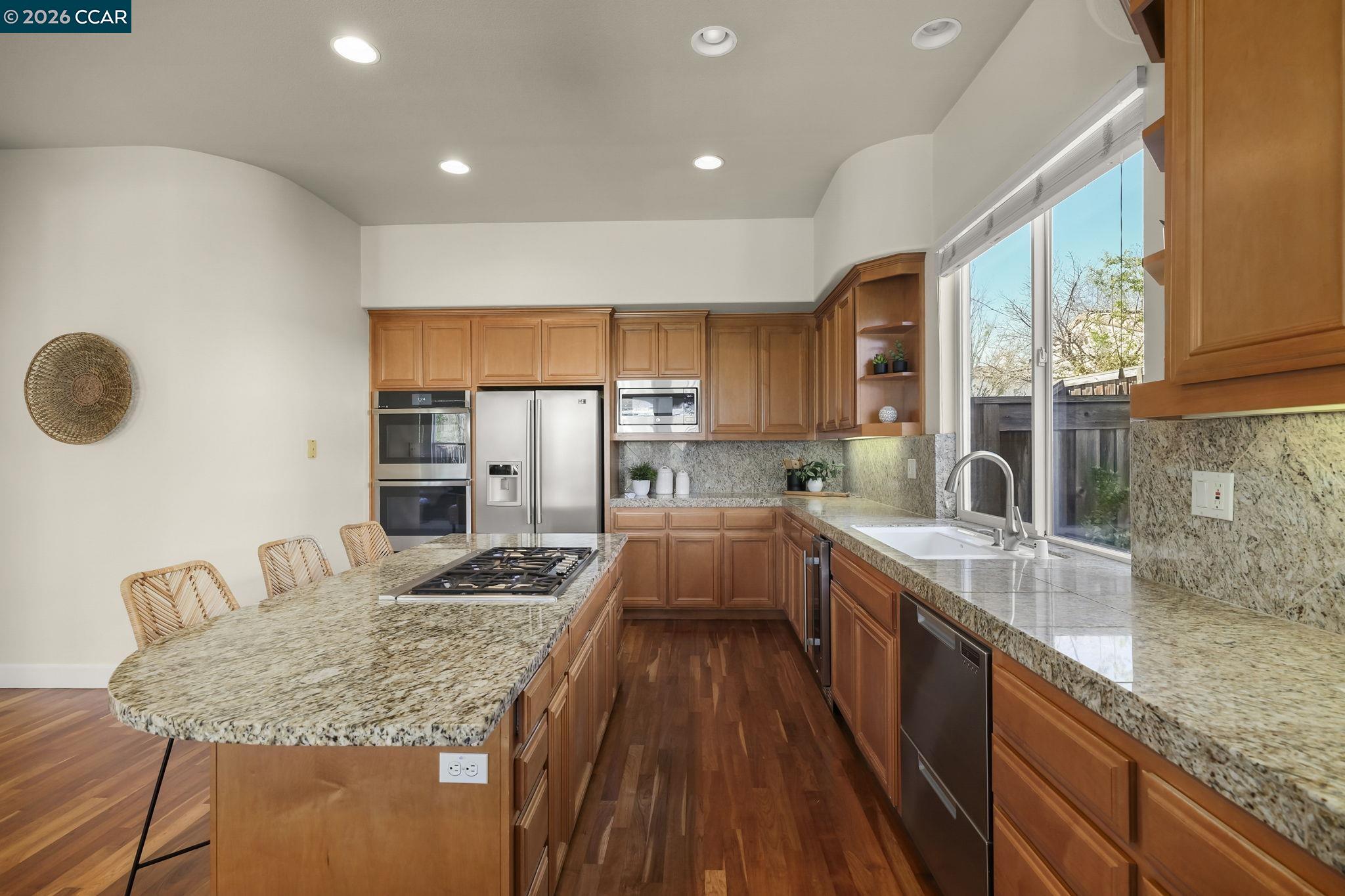 Detail Gallery Image 11 of 43 For 2000 Sorrelwood Ct, San Ramon,  CA 94582 - 5 Beds | 4/1 Baths