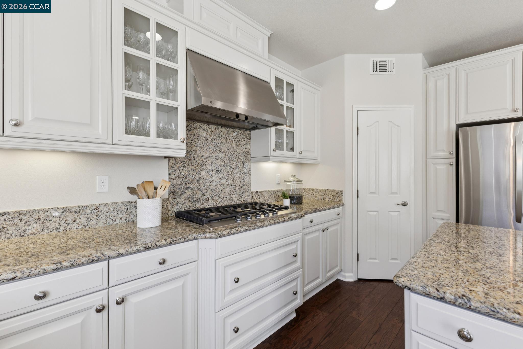 Detail Gallery Image 11 of 59 For 6183 Kearny Way, San Ramon,  CA 94582 - 4 Beds | 3/1 Baths