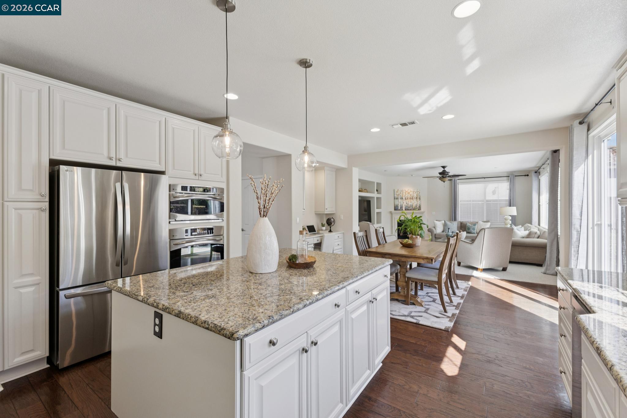 Detail Gallery Image 14 of 59 For 6183 Kearny Way, San Ramon,  CA 94582 - 4 Beds | 3/1 Baths