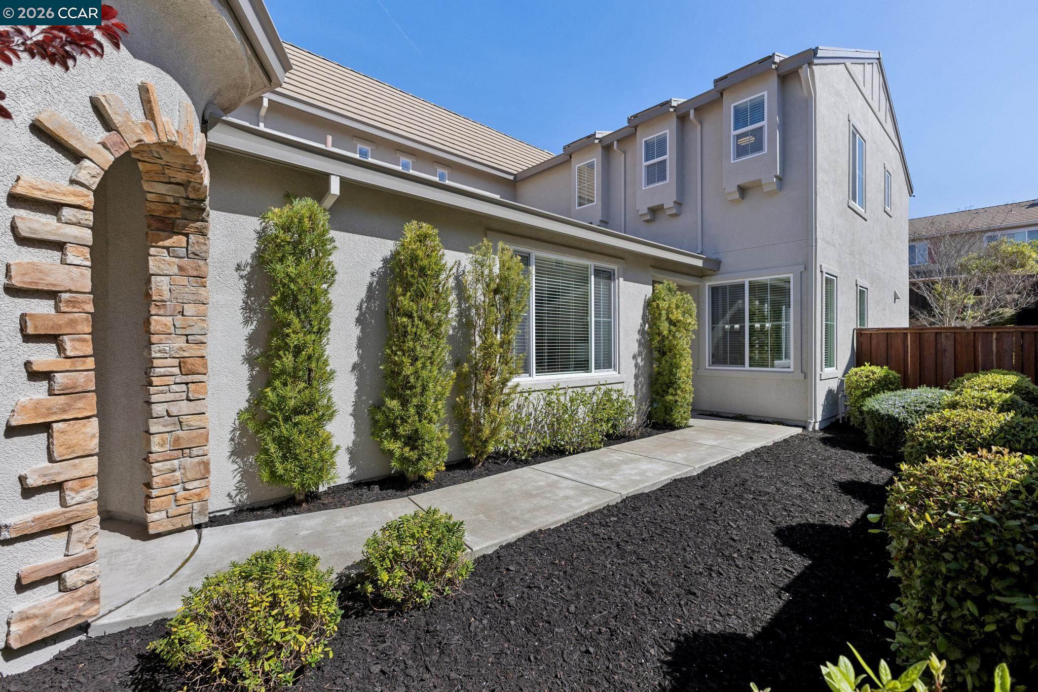 Detail Gallery Image 3 of 59 For 6183 Kearny Way, San Ramon,  CA 94582 - 4 Beds | 3/1 Baths