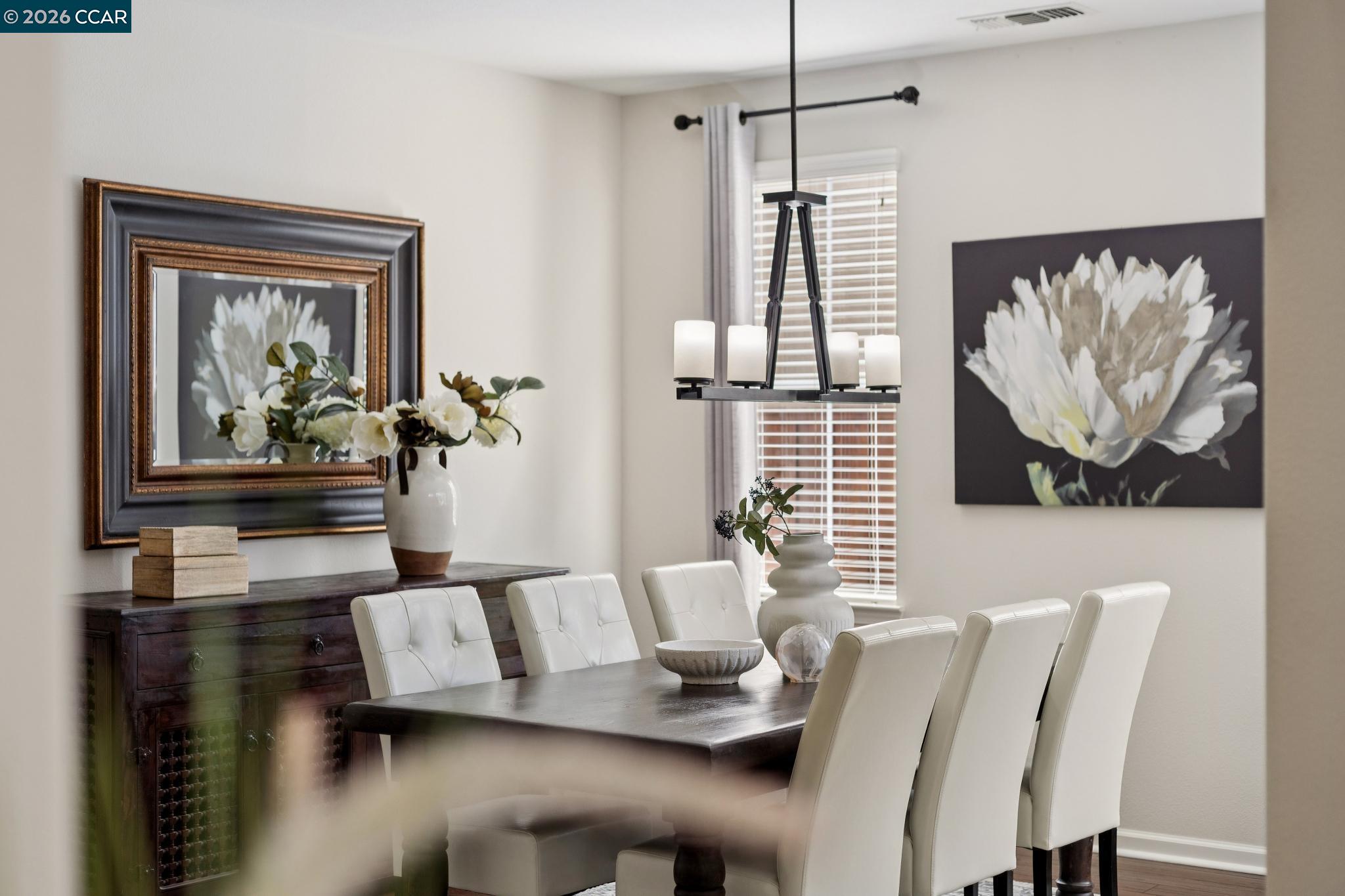 Detail Gallery Image 7 of 59 For 6183 Kearny Way, San Ramon,  CA 94582 - 4 Beds | 3/1 Baths