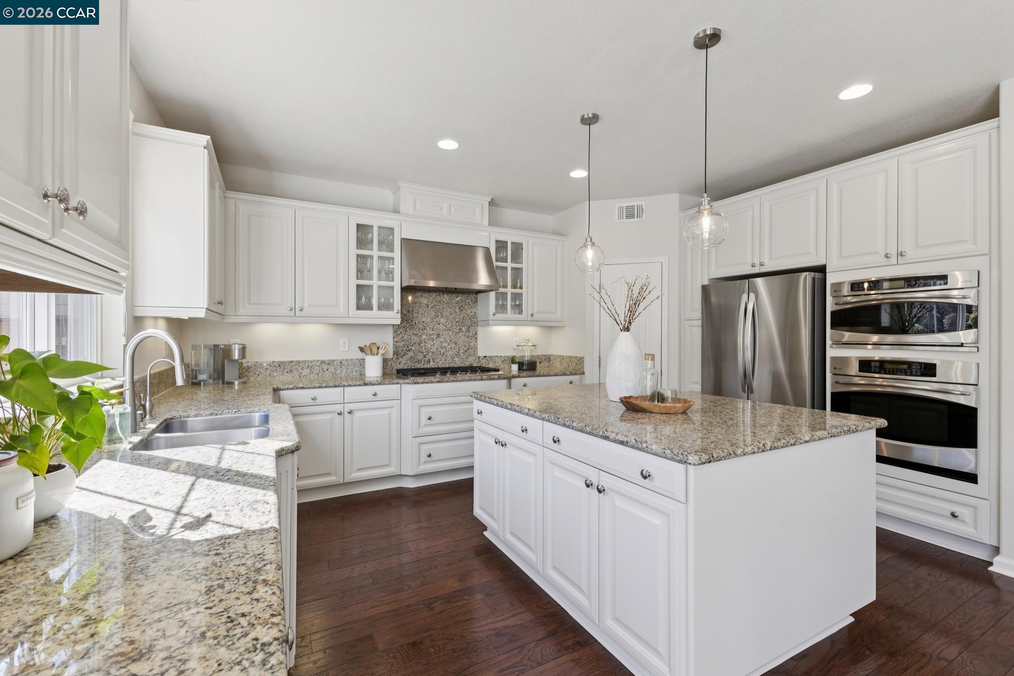 Detail Gallery Image 10 of 59 For 6183 Kearny Way, San Ramon,  CA 94582 - 4 Beds | 3/1 Baths