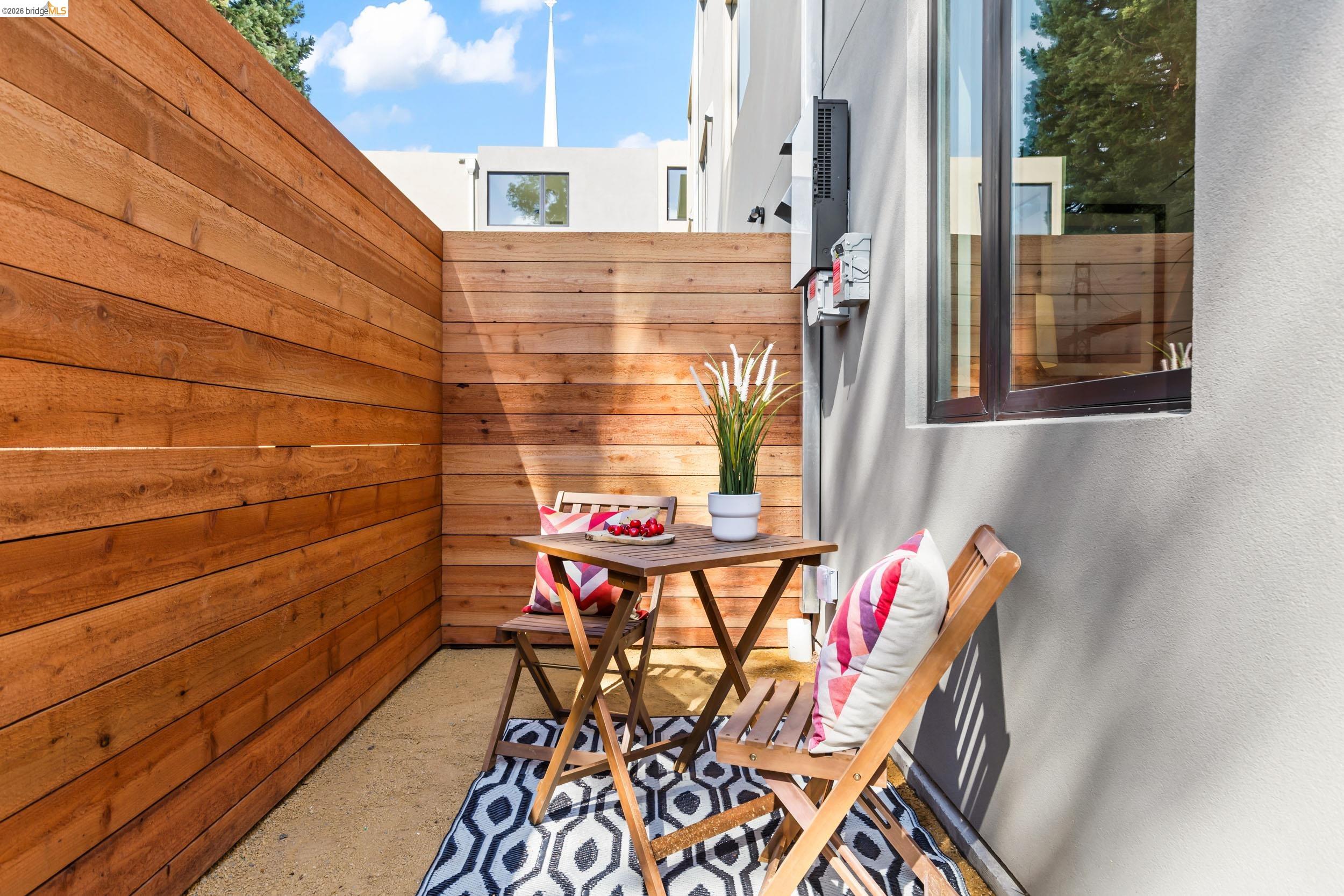 Detail Gallery Image 26 of 32 For 4037 Park Blvd, Oakland,  CA 94602 - 3 Beds | 2 Baths