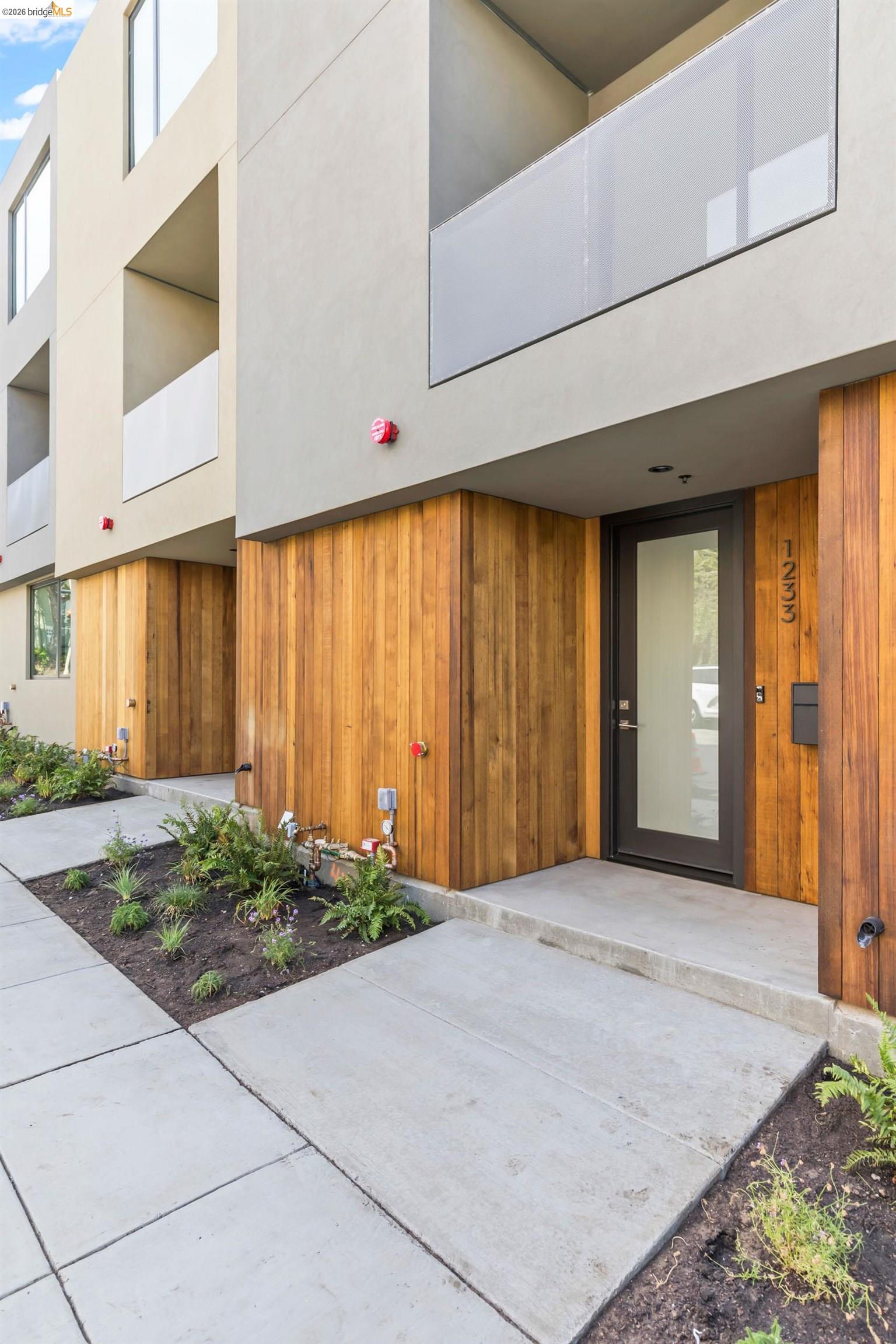 Detail Gallery Image 31 of 32 For 4037 Park Blvd, Oakland,  CA 94602 - 3 Beds | 2 Baths