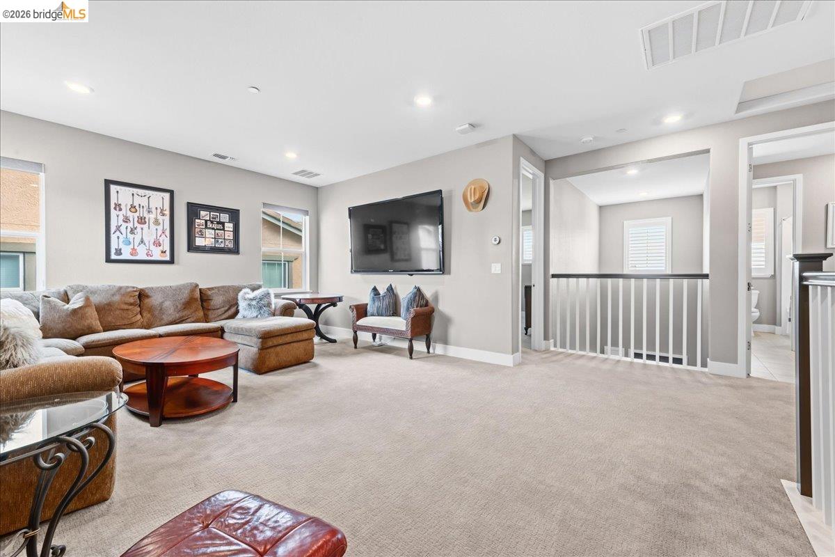 Detail Gallery Image 24 of 49 For 931 via Veneto, San Ramon,  CA 94583 - 4 Beds | 3 Baths