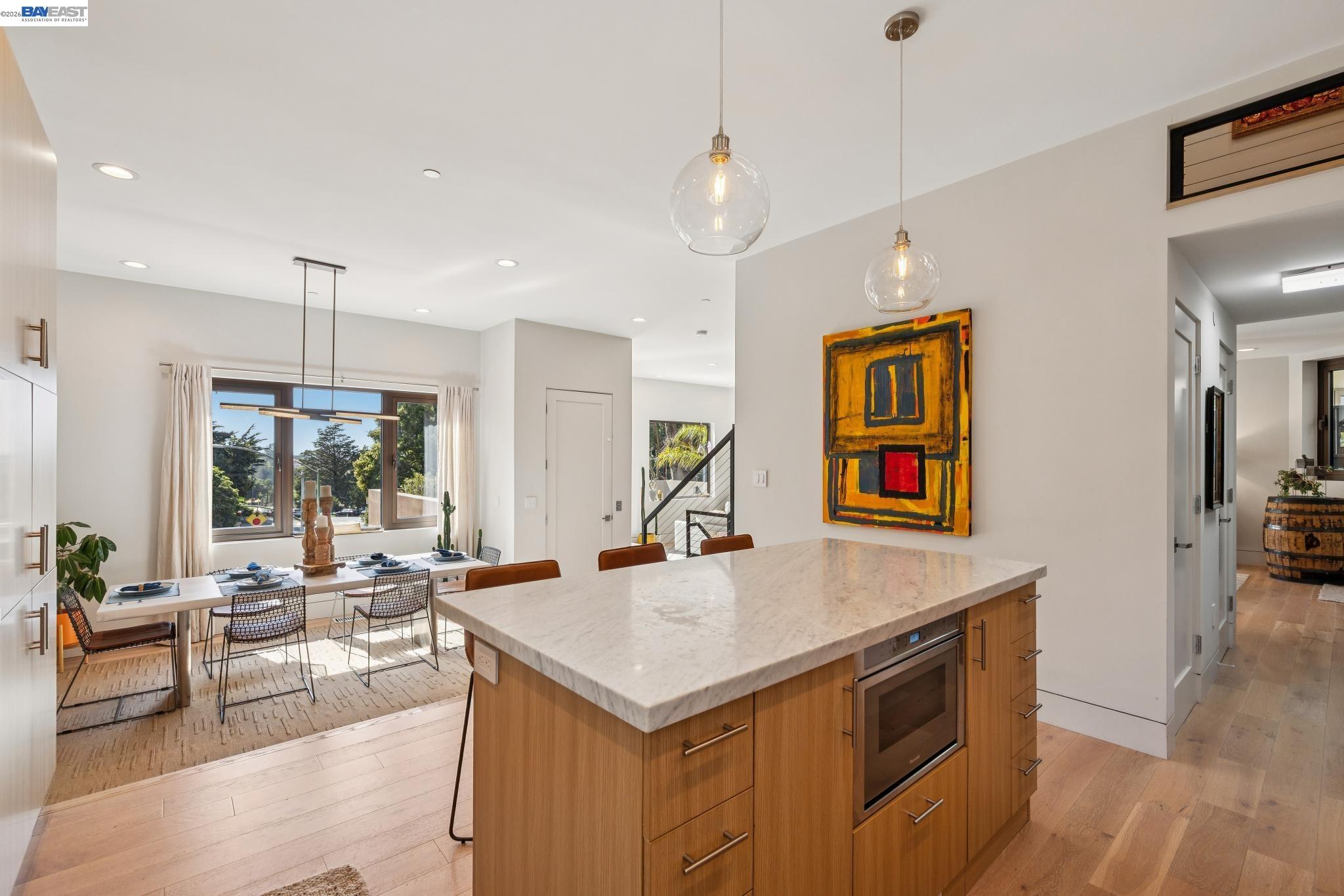 Detail Gallery Image 20 of 60 For 2588 Scout Rd, Oakland,  CA 94611 - 4 Beds | 3/1 Baths