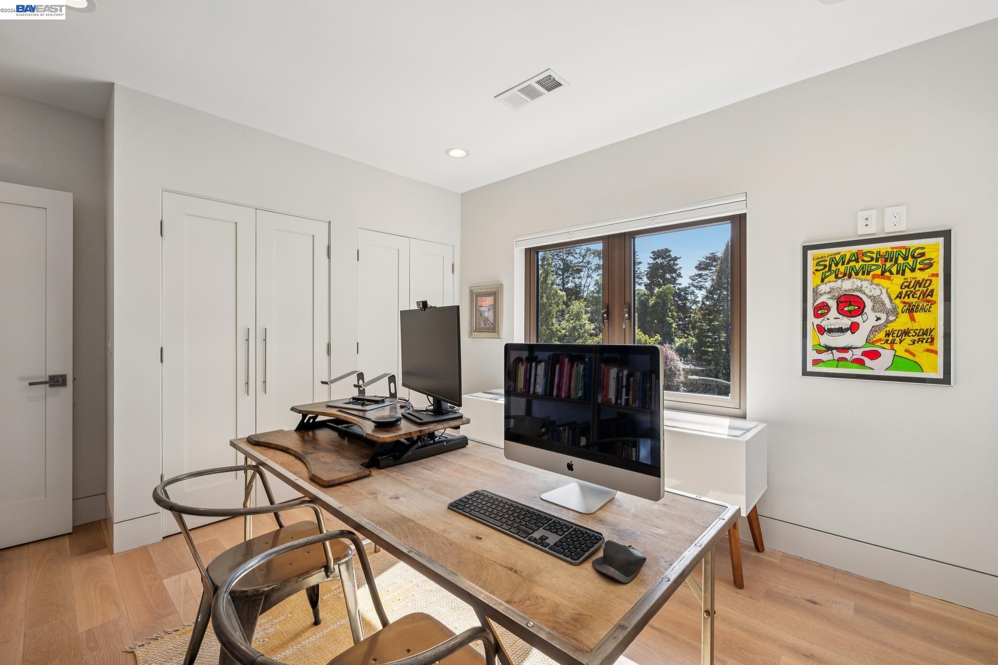 Detail Gallery Image 45 of 60 For 2588 Scout Rd, Oakland,  CA 94611 - 4 Beds | 3/1 Baths