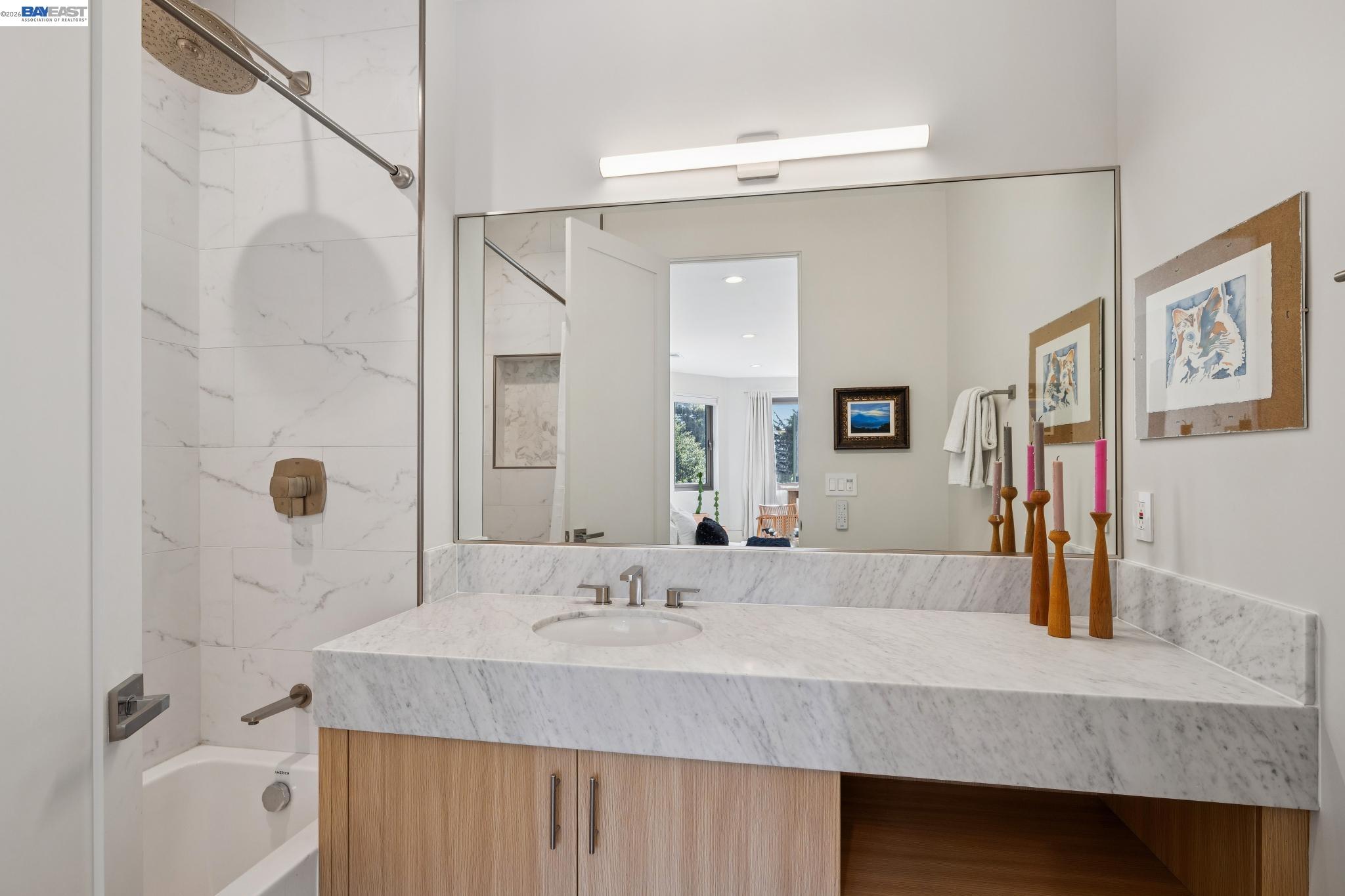 Detail Gallery Image 55 of 60 For 2588 Scout Rd, Oakland,  CA 94611 - 4 Beds | 3/1 Baths