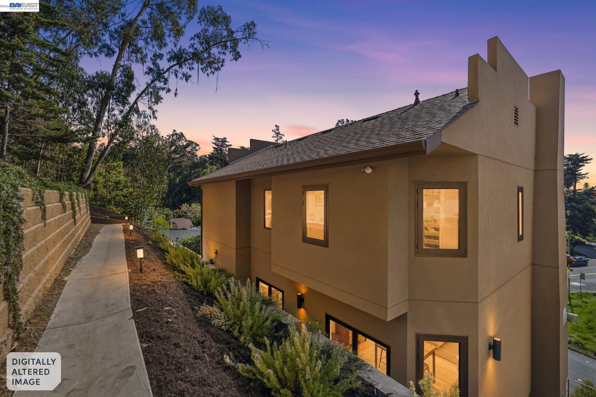 Detail Gallery Image 59 of 60 For 2588 Scout Rd, Oakland,  CA 94611 - 4 Beds | 3/1 Baths