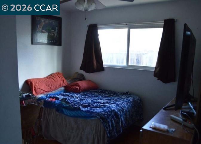 Detail Gallery Image 7 of 16 For 1898 Clayton Way, Concord,  CA 94519 - 3 Beds | 2 Baths