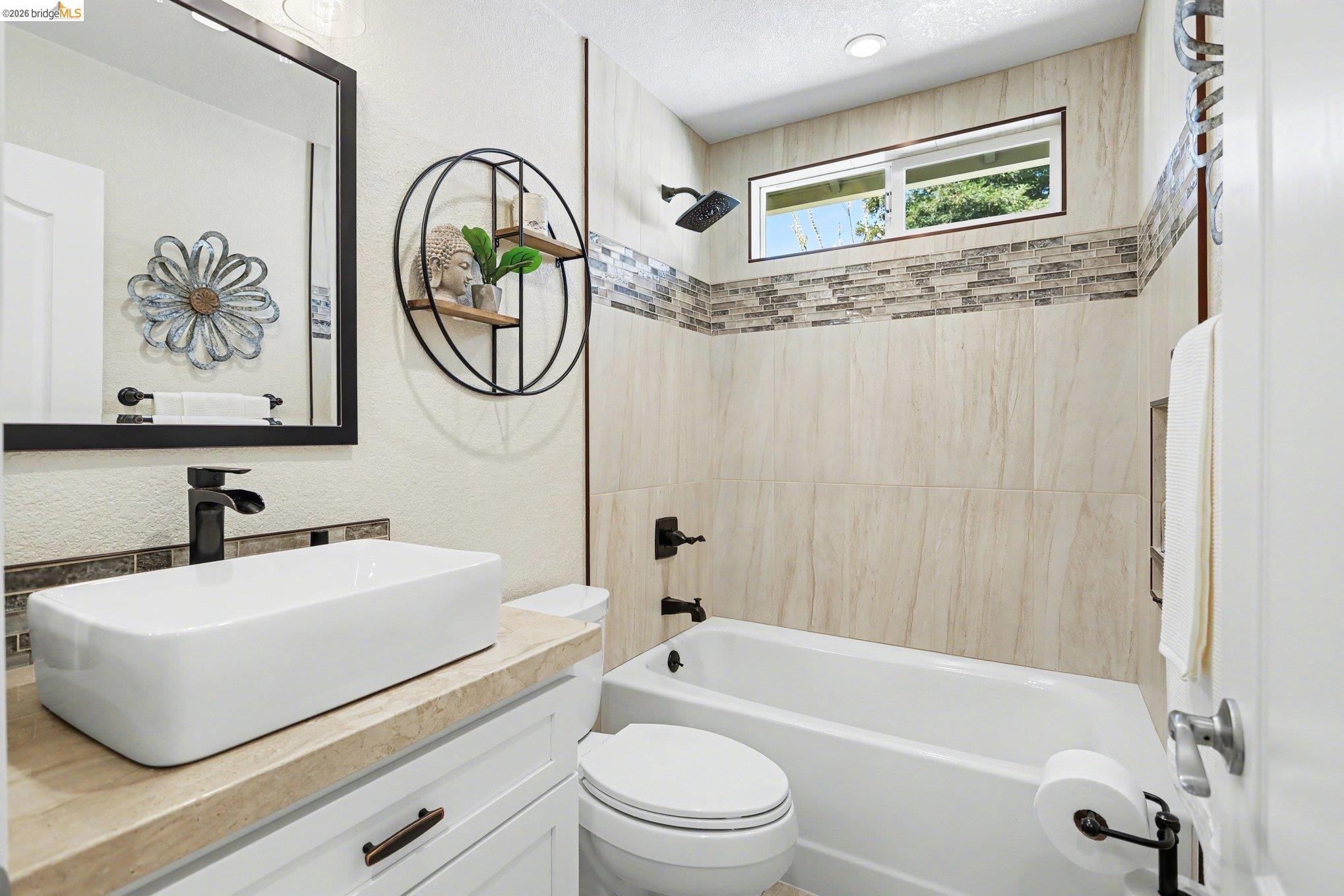 Detail Gallery Image 9 of 43 For 101 Concannon Court, Oakley,  CA 94561 - 3 Beds | 2 Baths