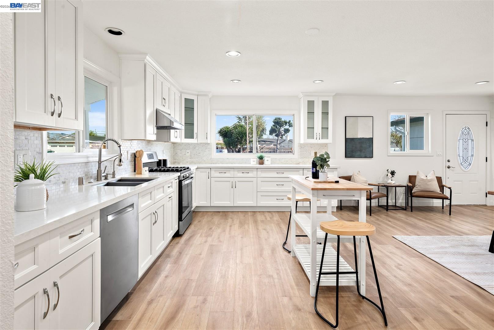 Detail Gallery Image 6 of 34 For 4789 Calaveras Ave, Fremont,  CA 94538 - 3 Beds | 2 Baths