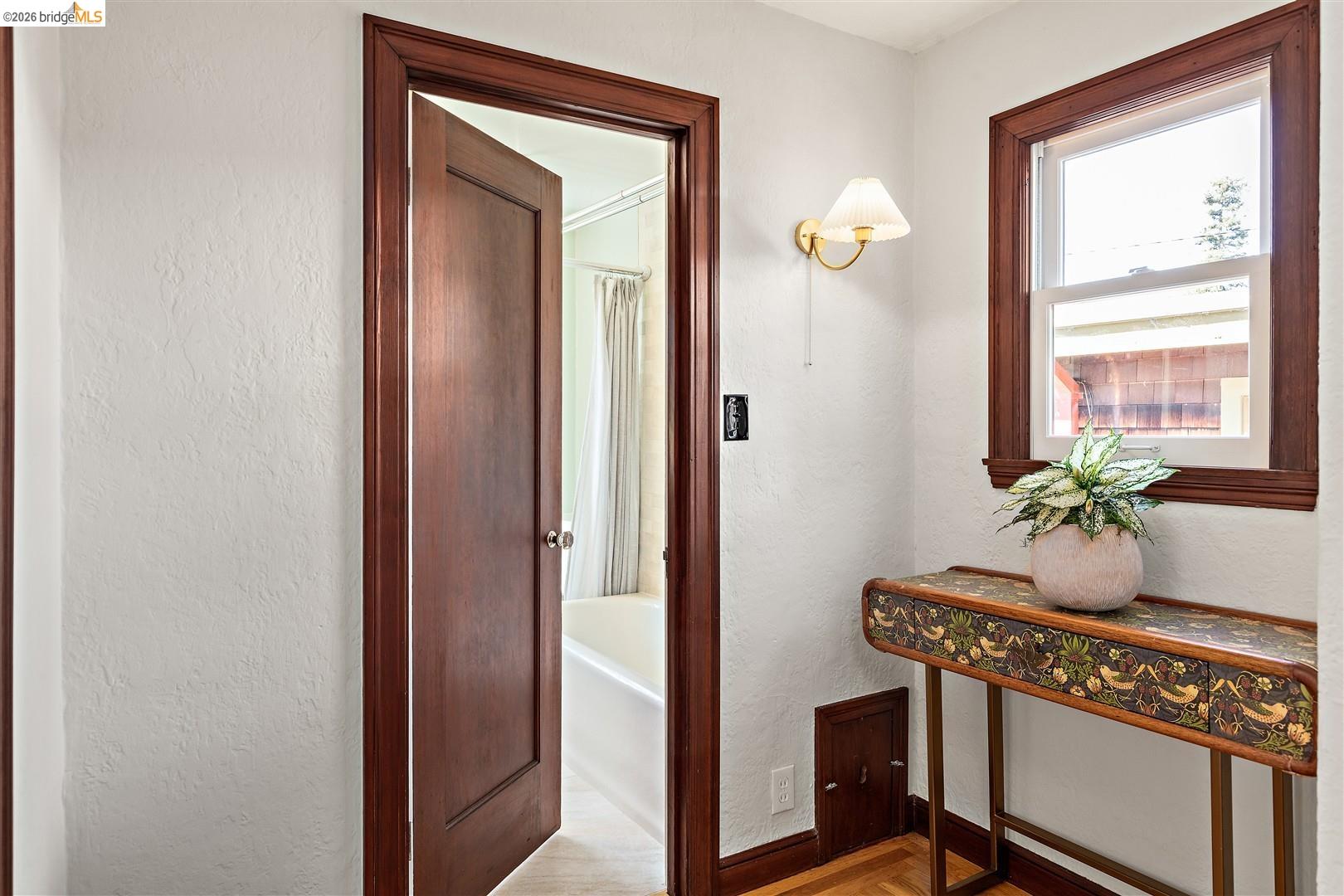 Detail Gallery Image 29 of 58 For 2121 Eunice Street, Berkeley,  CA 94709 - 3 Beds | 1/1 Baths