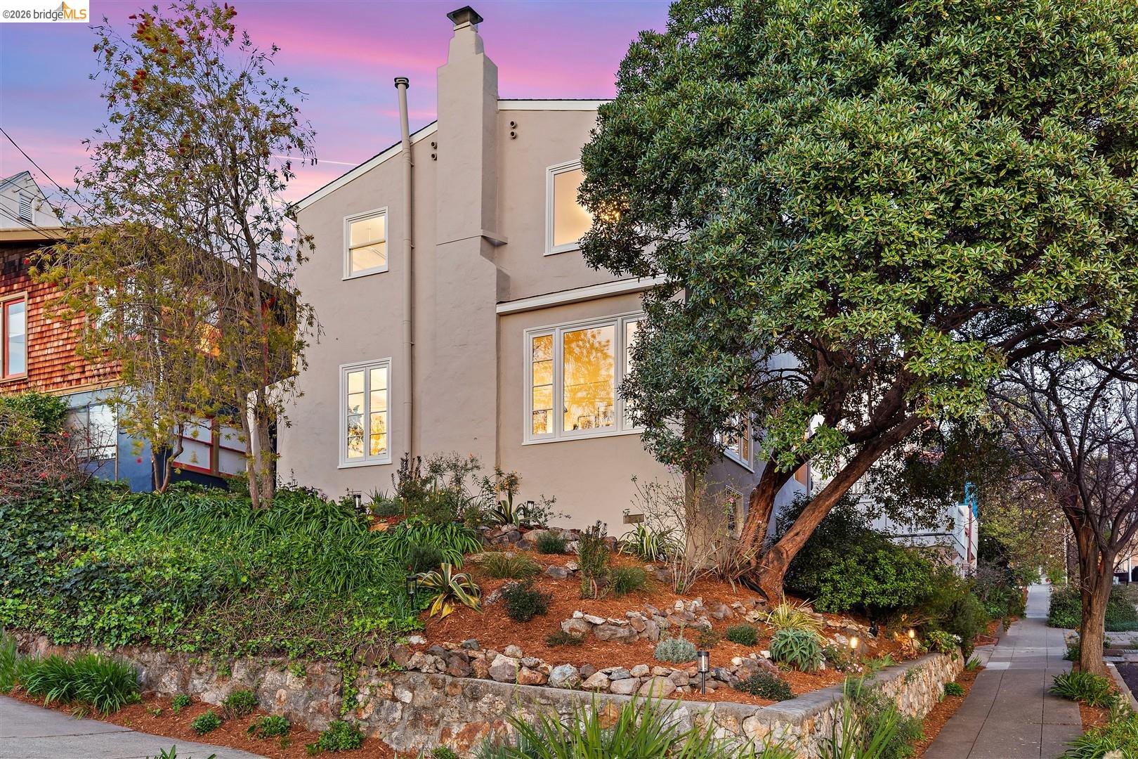 Detail Gallery Image 55 of 58 For 2121 Eunice Street, Berkeley,  CA 94709 - 3 Beds | 1/1 Baths