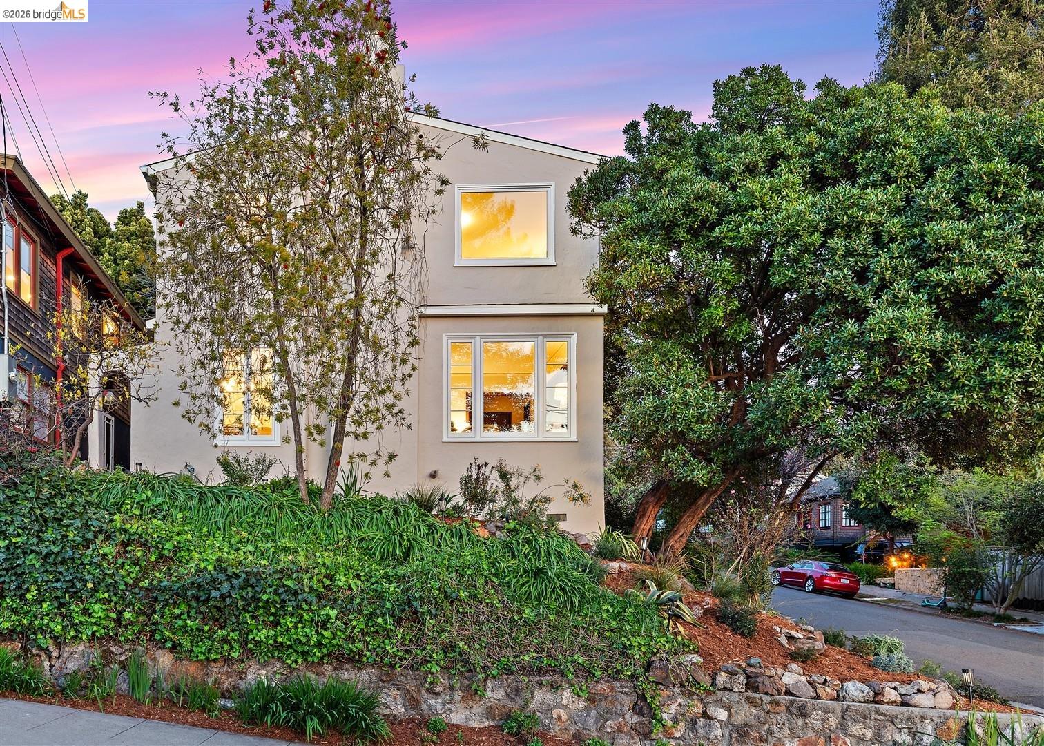 Detail Gallery Image 56 of 58 For 2121 Eunice Street, Berkeley,  CA 94709 - 3 Beds | 1/1 Baths