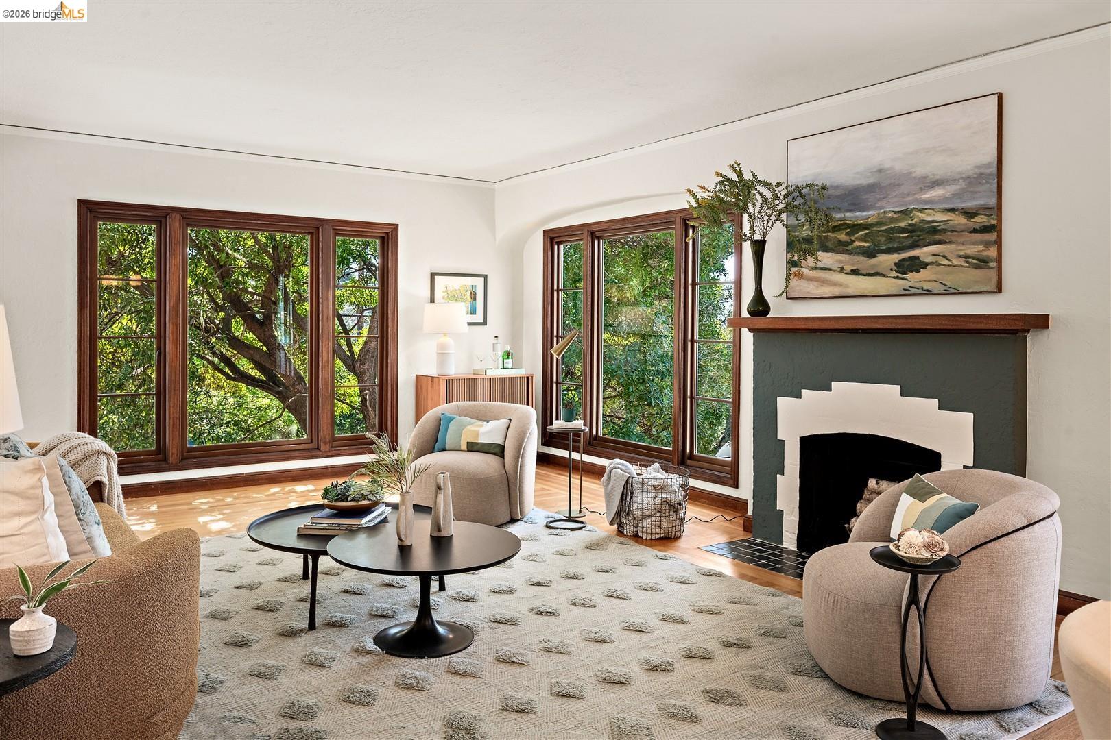 Detail Gallery Image 9 of 58 For 2121 Eunice Street, Berkeley,  CA 94709 - 3 Beds | 1/1 Baths