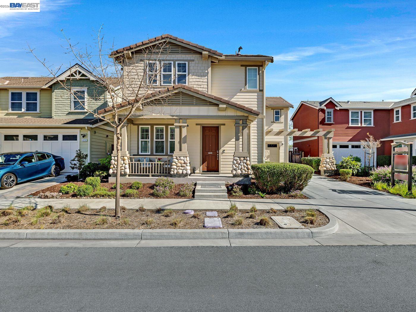 Detail Gallery Image 2 of 38 For 4940 Bunkhouse St, Fremont,  CA 94555 - 5 Beds | 3/1 Baths