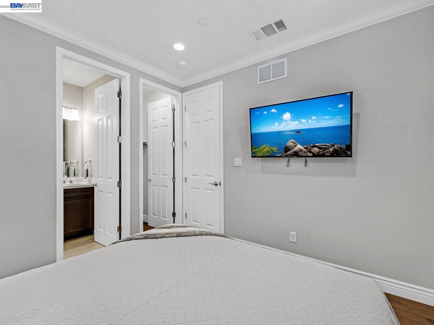 Detail Gallery Image 21 of 38 For 4940 Bunkhouse St, Fremont,  CA 94555 - 5 Beds | 3/1 Baths