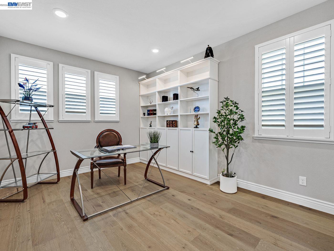 Detail Gallery Image 29 of 38 For 4940 Bunkhouse St, Fremont,  CA 94555 - 5 Beds | 3/1 Baths