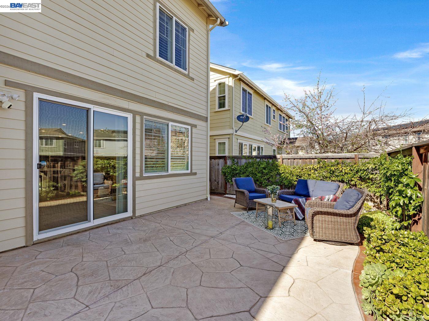 Detail Gallery Image 32 of 38 For 4940 Bunkhouse St, Fremont,  CA 94555 - 5 Beds | 3/1 Baths