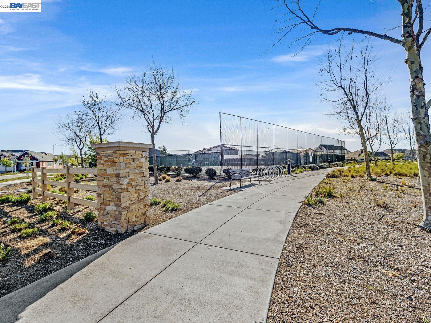 Detail Gallery Image 35 of 38 For 4940 Bunkhouse St, Fremont,  CA 94555 - 5 Beds | 3/1 Baths