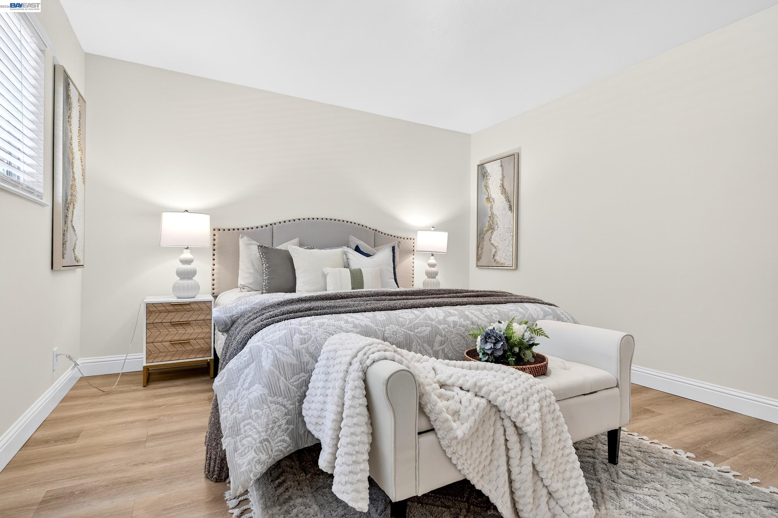 Detail Gallery Image 17 of 28 For 5170 Saddle Brook Dr, Oakland,  CA 94619 - 4 Beds | 2 Baths