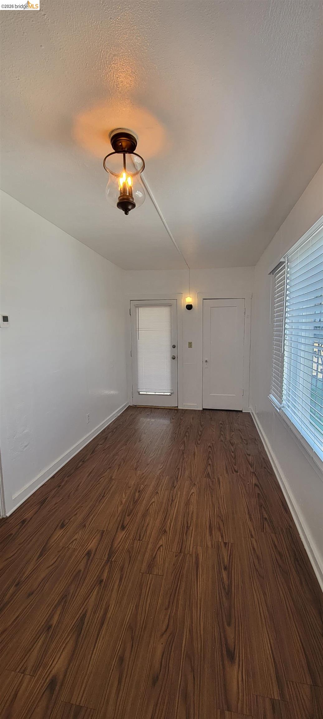 Detail Gallery Image 11 of 12 For 1325 E 21st St, Oakland,  CA 94606 - 1 Beds | 1 Baths