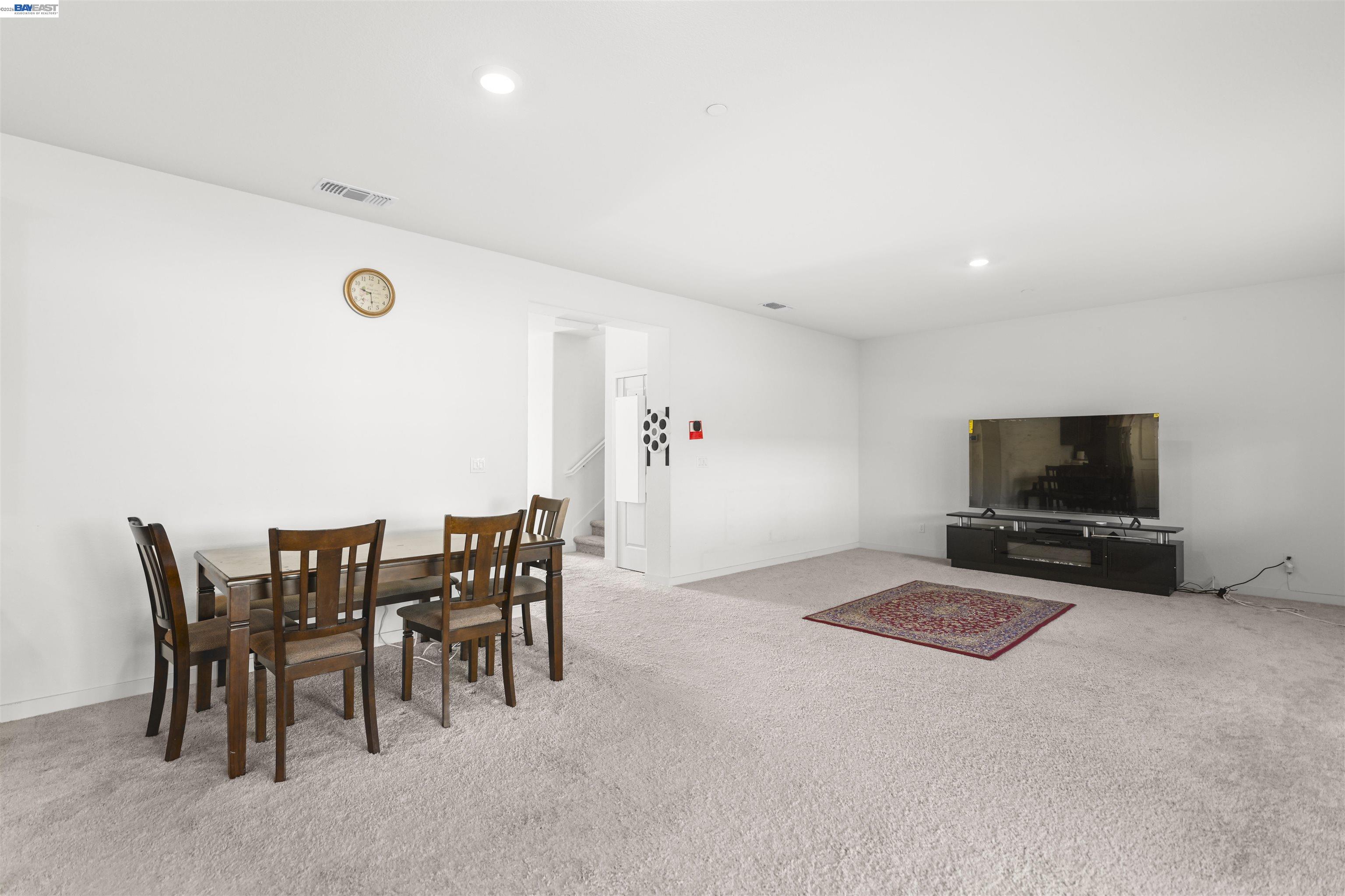 Detail Gallery Image 7 of 27 For 9620 Mason Trails Rd, Roseville,  CA 95747 - 4 Beds | 3 Baths