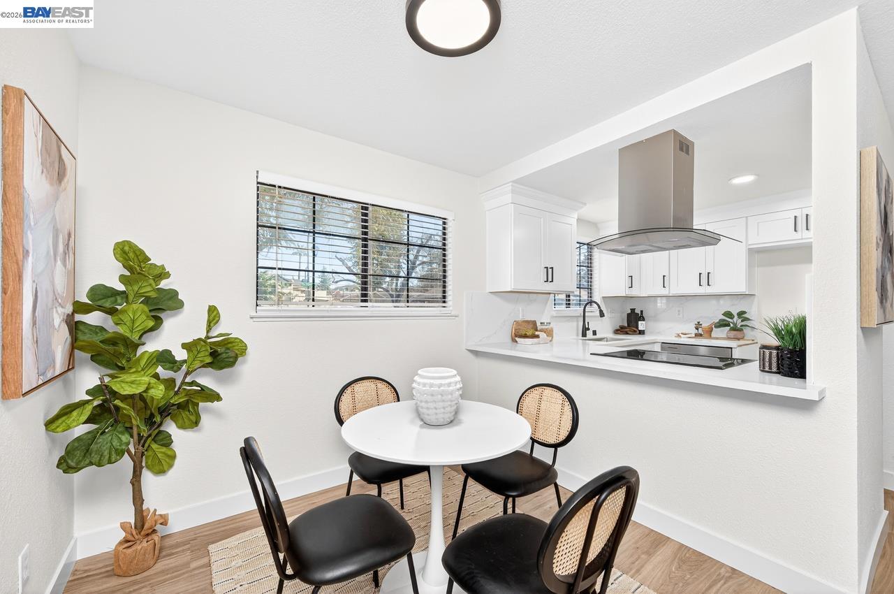 Photo #4: 41126821 Listing: Photo #4