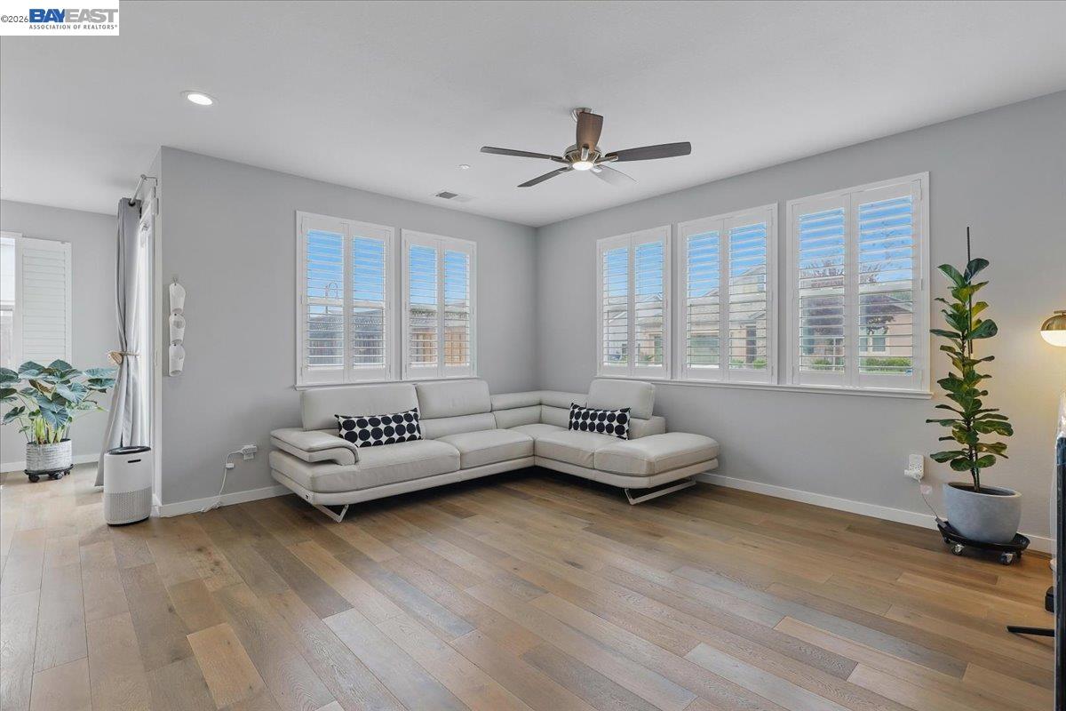 Detail Gallery Image 7 of 40 For 36188 Fig Tree Lane, Newark,  CA 94560 - 4 Beds | 2/1 Baths