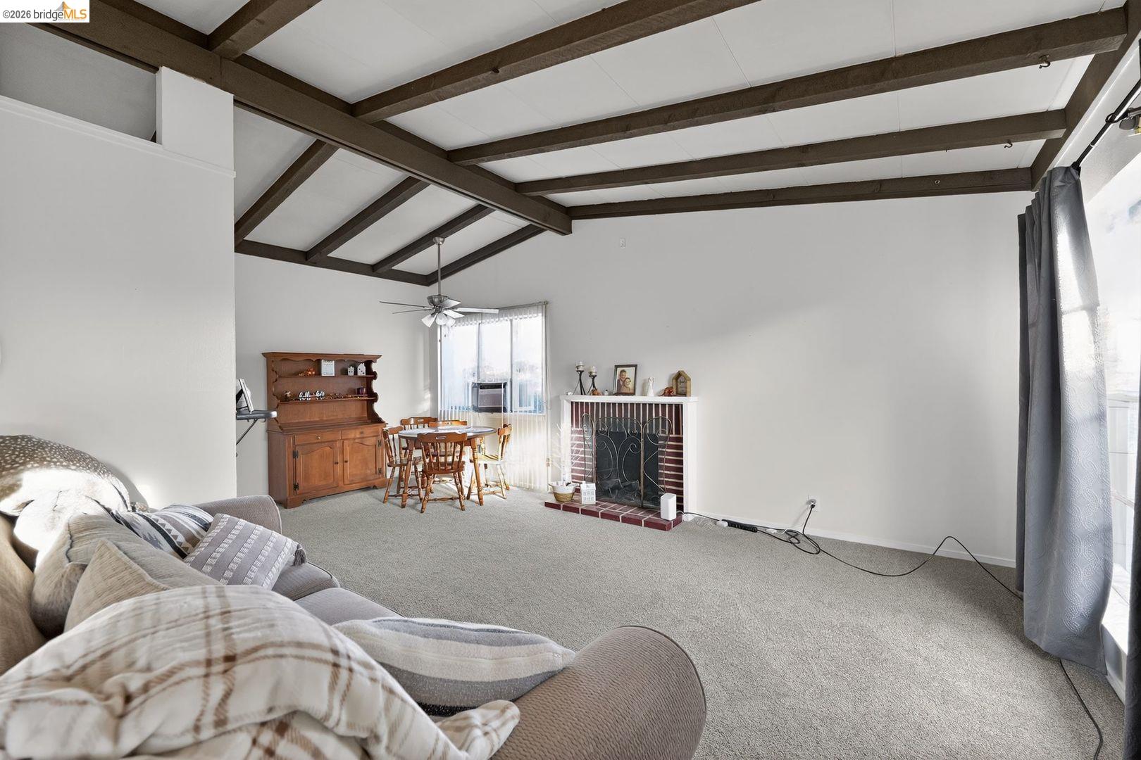 Detail Gallery Image 6 of 25 For 16 Bryan Ave, Antioch,  CA 94509 - 3 Beds | 1 Baths