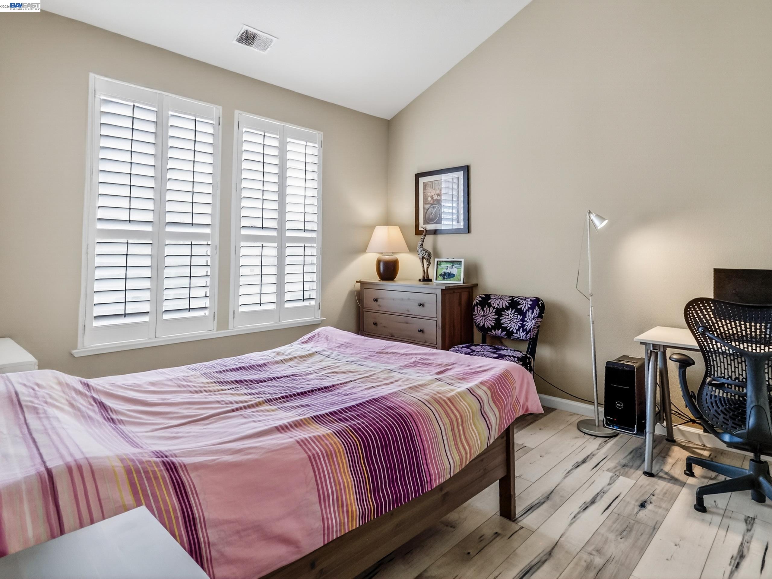 Detail Gallery Image 21 of 38 For 2166 Shadow Ridge Way, San Jose,  CA 95138 - 5 Beds | 4 Baths