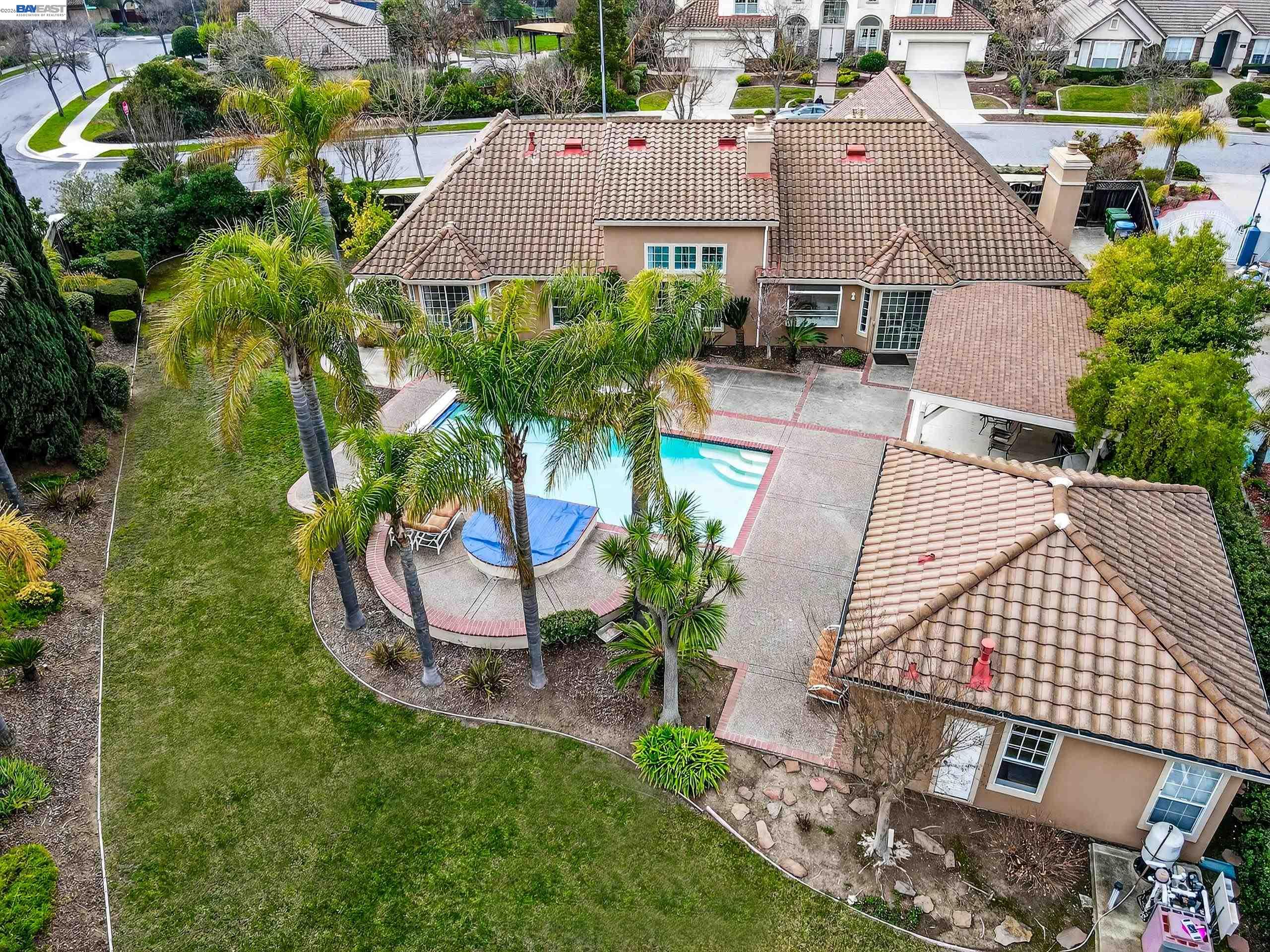 Detail Gallery Image 33 of 38 For 2166 Shadow Ridge Way, San Jose,  CA 95138 - 5 Beds | 4 Baths