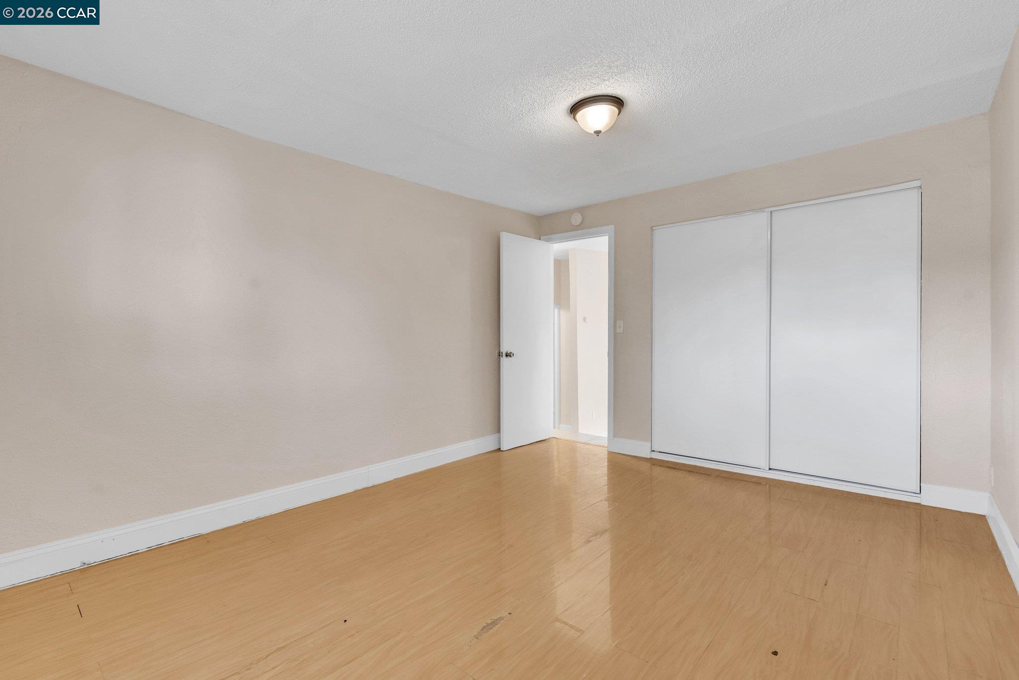 Detail Gallery Image 22 of 44 For 2150 35th Ave, Oakland,  CA 94601 - 5 Beds | 2/2 Baths