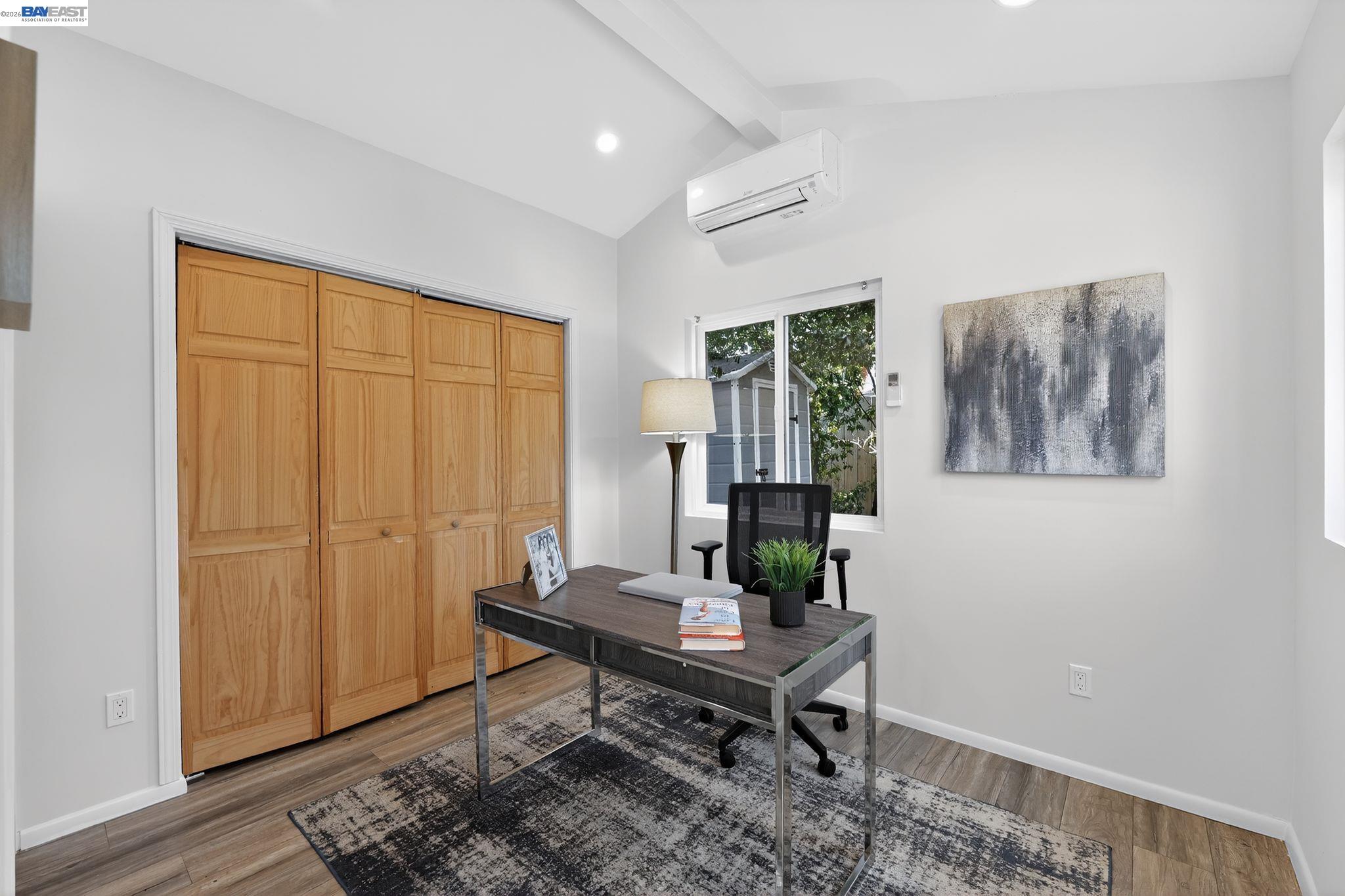 Detail Gallery Image 22 of 39 For 792 8th Ave, Redwood City,  CA 94063 - 4 Beds | 3 Baths