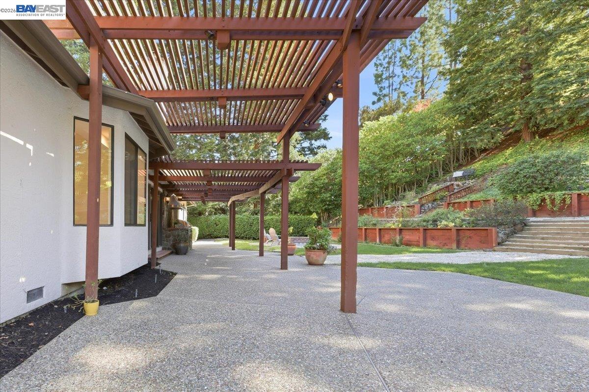 Detail Gallery Image 47 of 60 For 5212 Blackhawk Dr, Danville,  CA 94506 - 5 Beds | 5/1 Baths