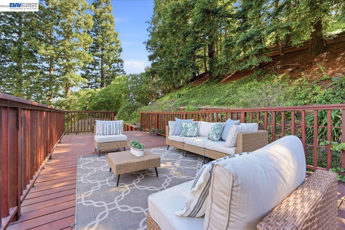 Detail Gallery Image 53 of 60 For 5212 Blackhawk Dr, Danville,  CA 94506 - 5 Beds | 5/1 Baths