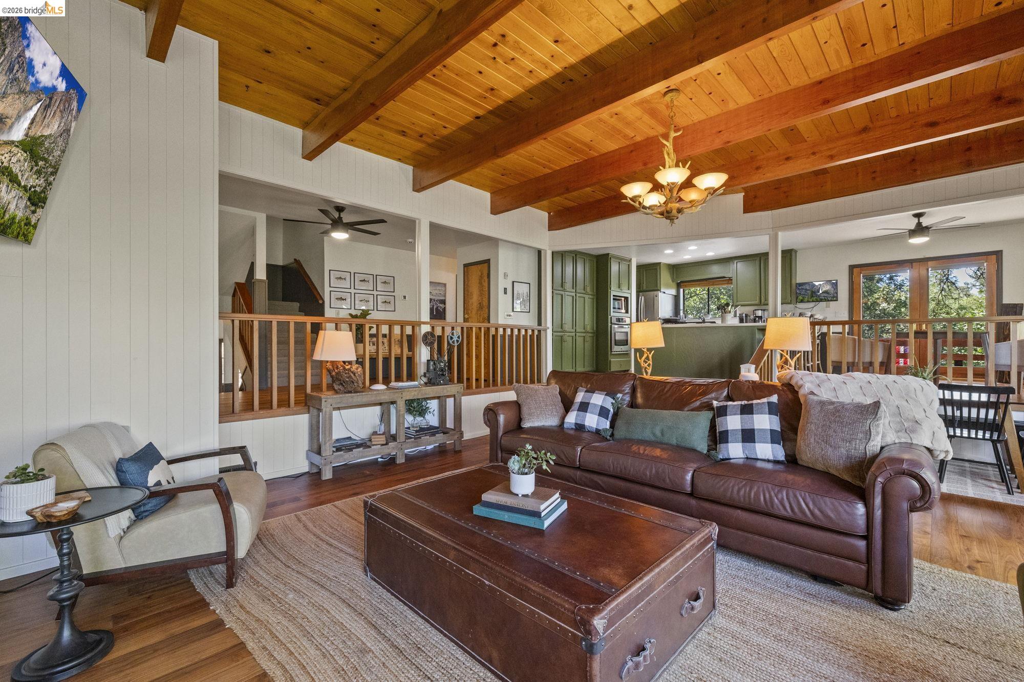 Detail Gallery Image 14 of 26 For 23009 Red Wing Trl, Twain Harte,  CA 95383 - 3 Beds | 3 Baths