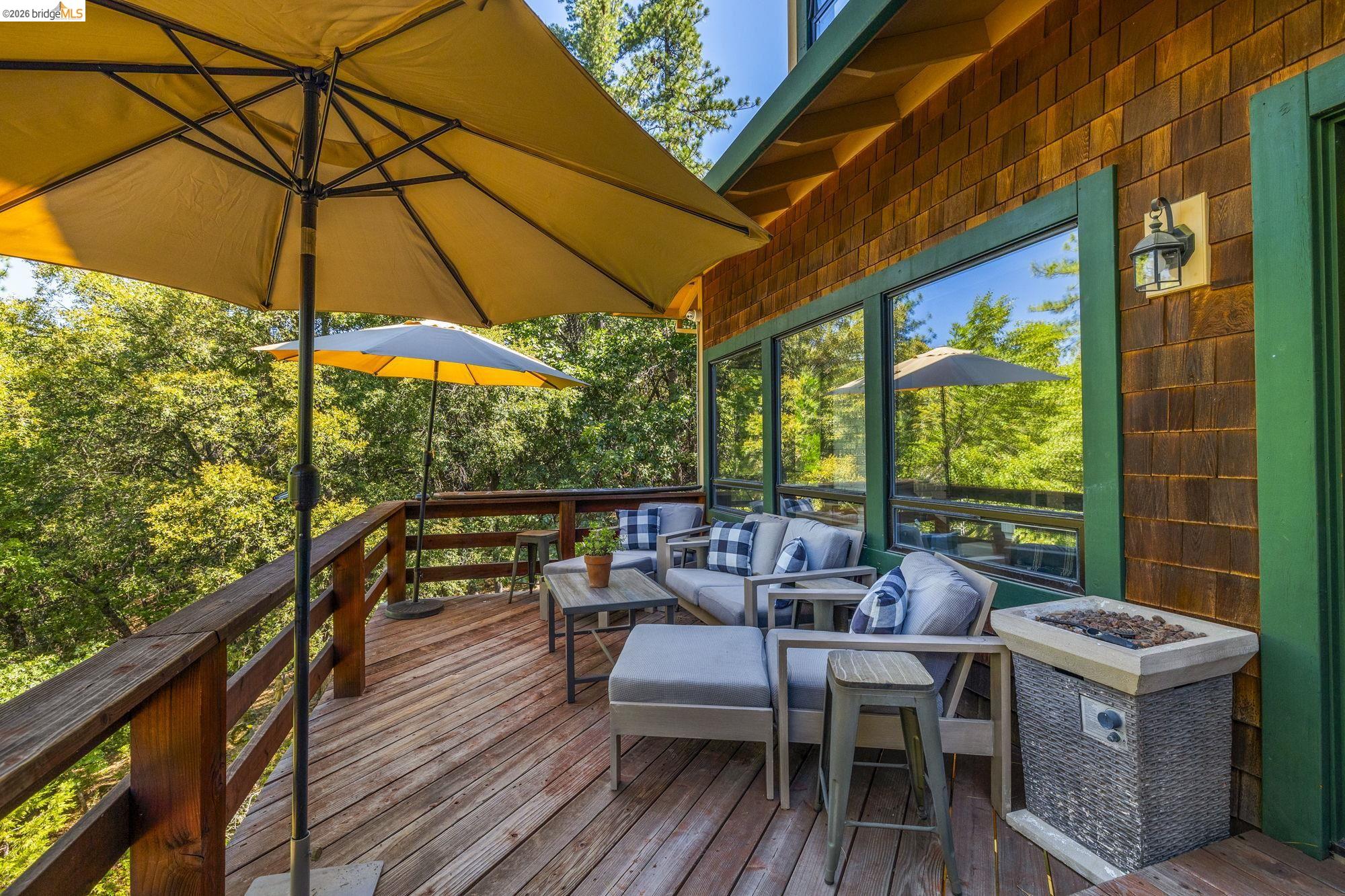 Detail Gallery Image 8 of 26 For 23009 Red Wing Trl, Twain Harte,  CA 95383 - 3 Beds | 3 Baths