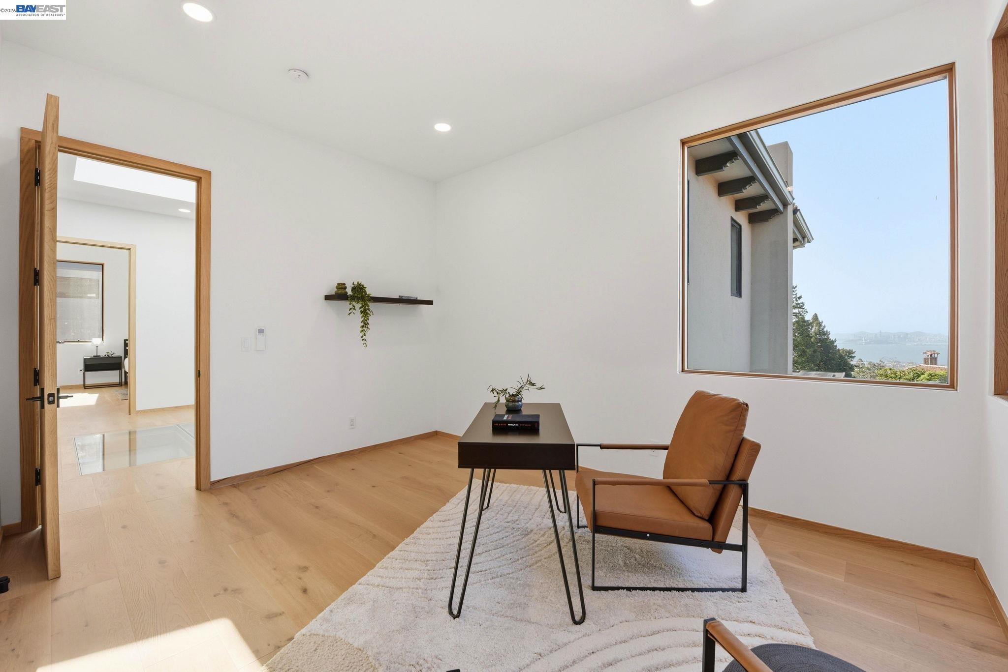 Detail Gallery Image 34 of 60 For 1024 Grizzly Peak Blvd, Berkeley,  CA 94708 - 5 Beds | 4/1 Baths