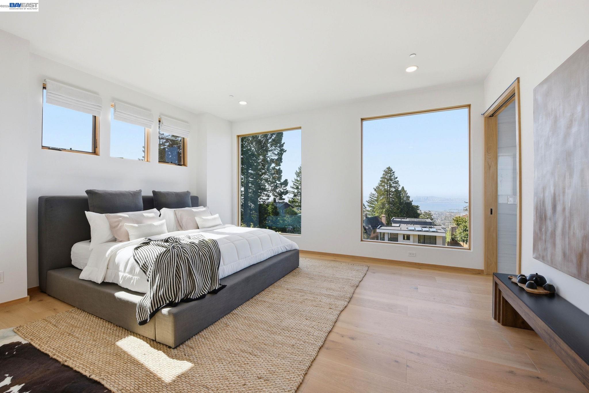 Detail Gallery Image 36 of 60 For 1024 Grizzly Peak Blvd, Berkeley,  CA 94708 - 5 Beds | 4/1 Baths