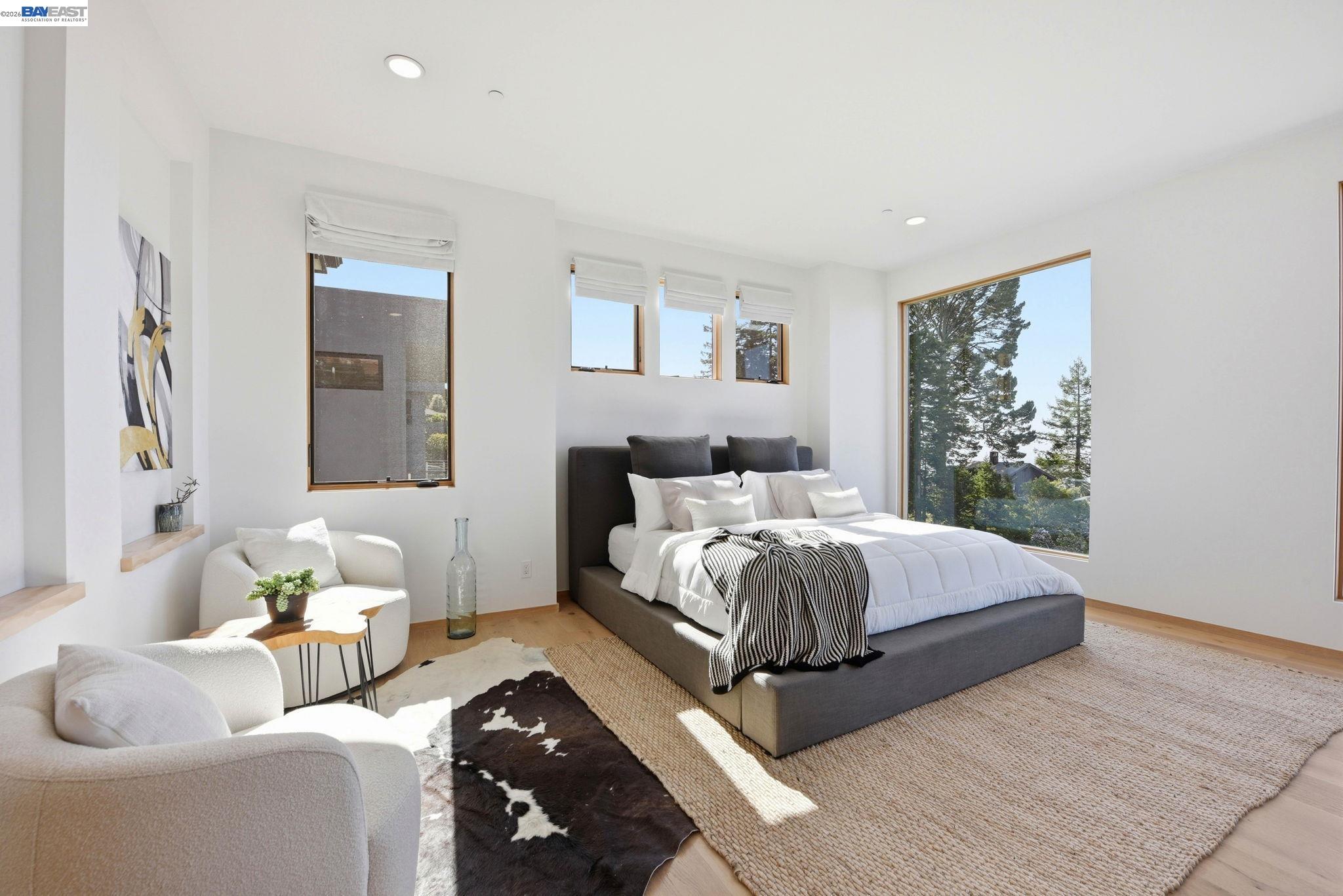 Detail Gallery Image 38 of 60 For 1024 Grizzly Peak Blvd, Berkeley,  CA 94708 - 5 Beds | 4/1 Baths