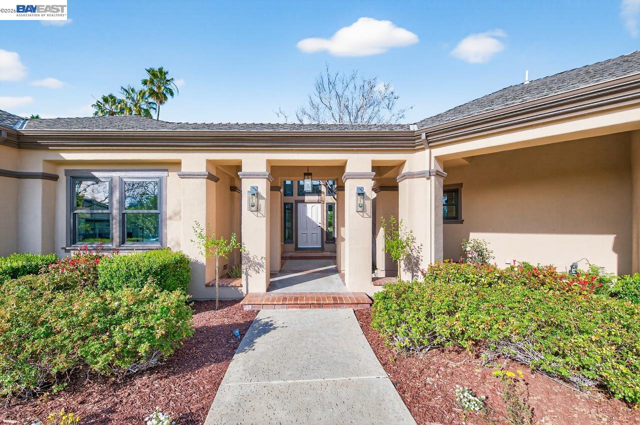 Detail Gallery Image 5 of 53 For 2808 Gray Fox Ct, Pleasanton,  CA 94566 - 4 Beds | 4 Baths