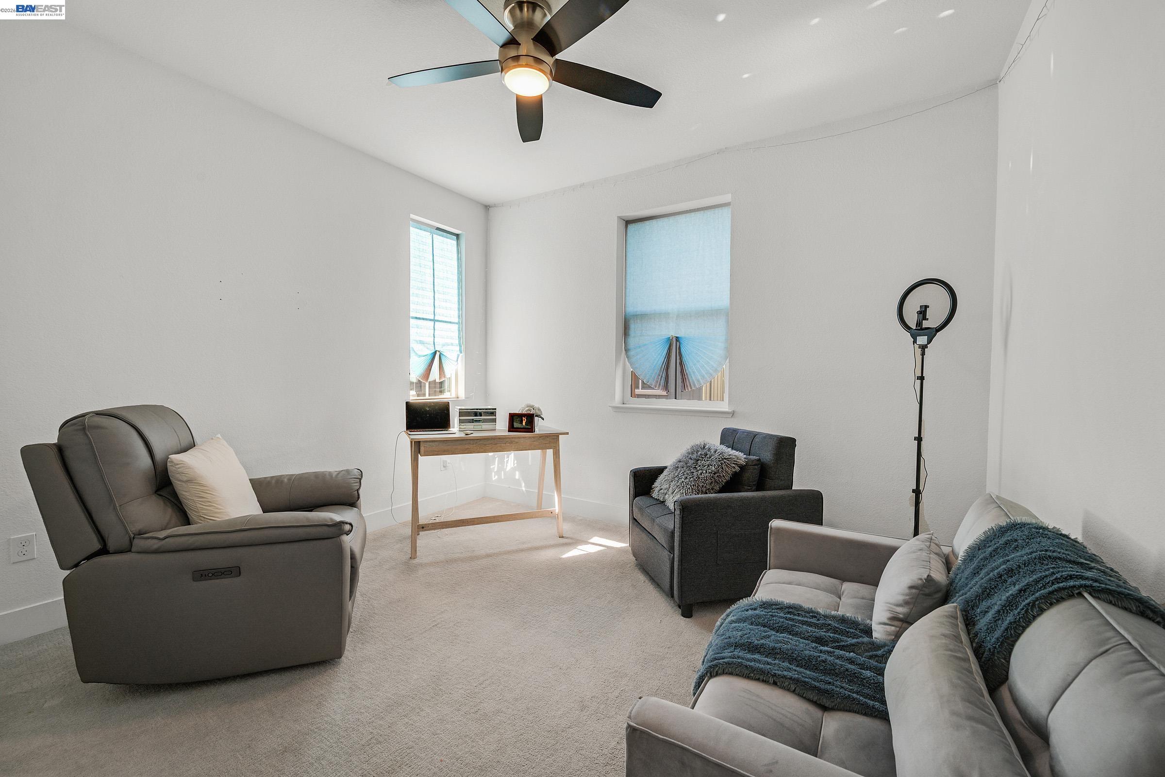 Detail Gallery Image 26 of 41 For 7228 Carneros Ln, Dublin,  CA 94568-4668 - 4 Beds | 3/1 Baths