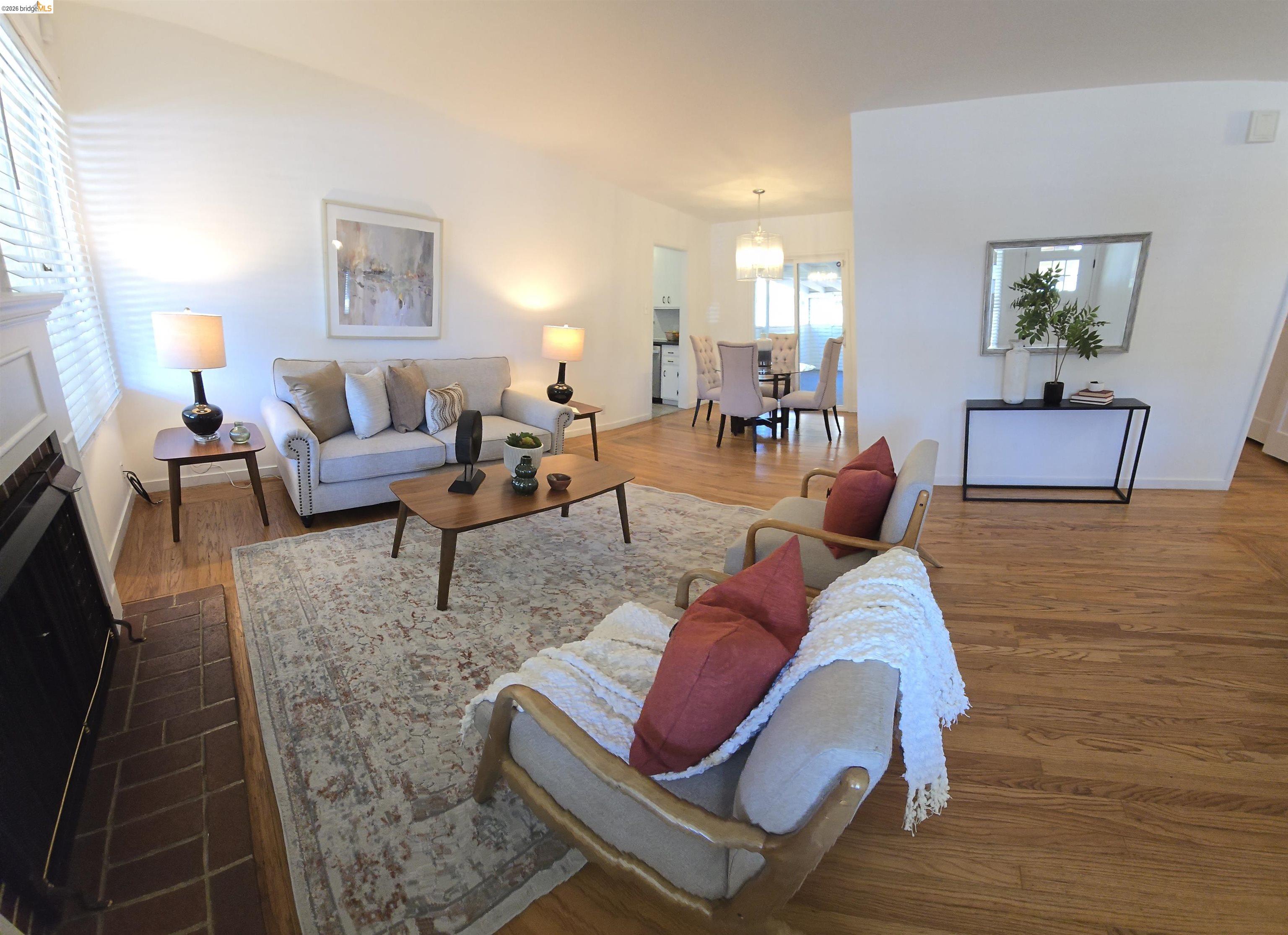 Detail Gallery Image 4 of 22 For 1142 Oakwood Ave, Vallejo,  CA 94591 - 3 Beds | 2 Baths