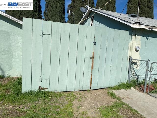 Detail Gallery Image 2 of 9 For 1825 Eureka Street, Modesto,  CA 95358-5629 - – Beds | – Baths