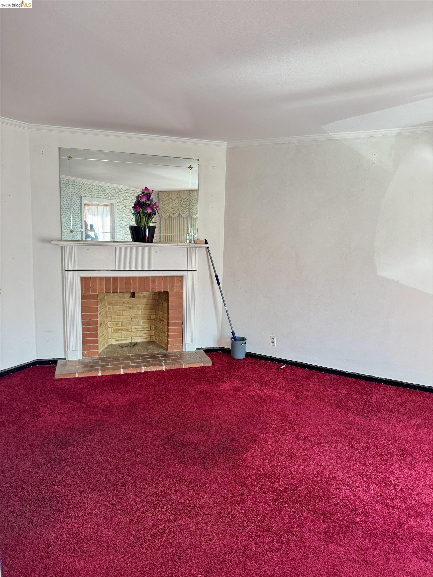 Detail Gallery Image 5 of 20 For 220 Olmstead, San Francisco,  CA 94134 - 3 Beds | 1 Baths