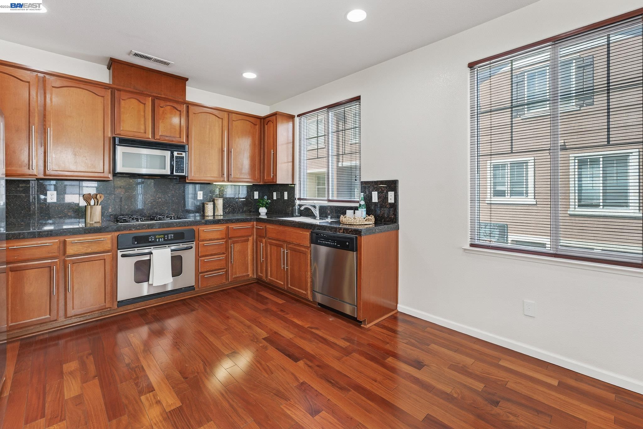 Photo #13: 41126839 Listing: Photo #13